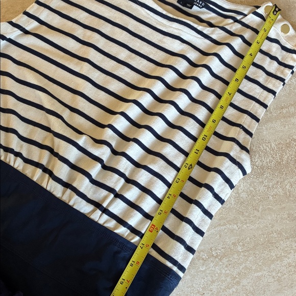 VERONICA BEARD Nautical Dress, Navy/Cream Striped Top, tiered Navy skirt. LG EUC - Picture 13 of 17